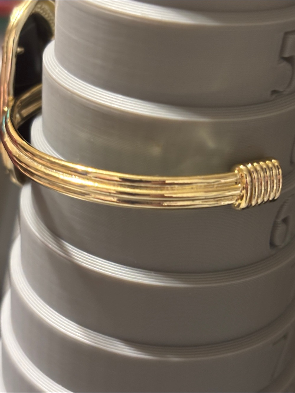 Kendra Scott Gold Cuff Bracelet with Black Stone - Picture 7 of 8